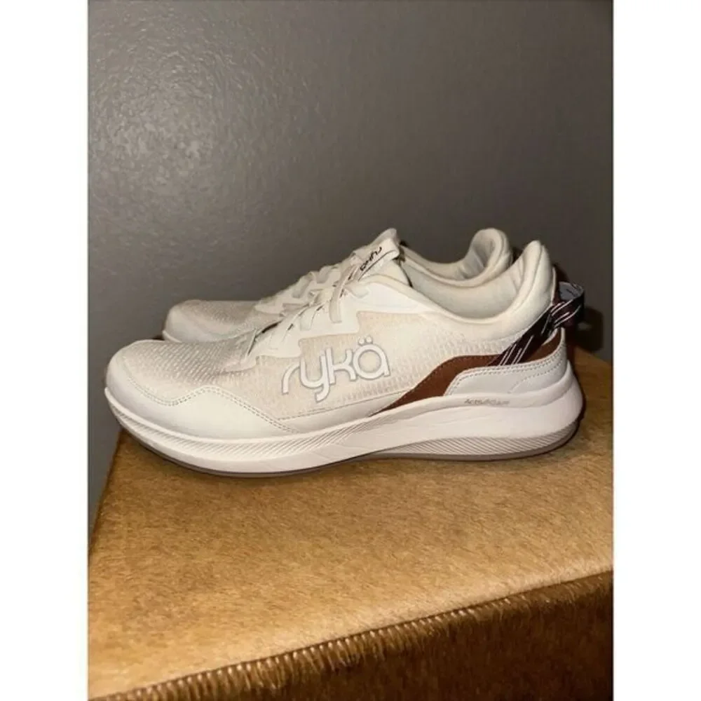 RYKA FREEHAND Walking Shoes men's 11‎ Woman's 13. Wore 1X.
